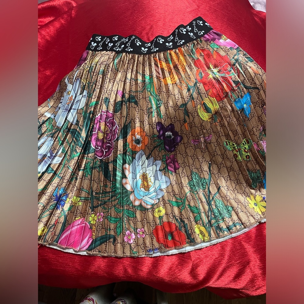 Beautiful skirt !